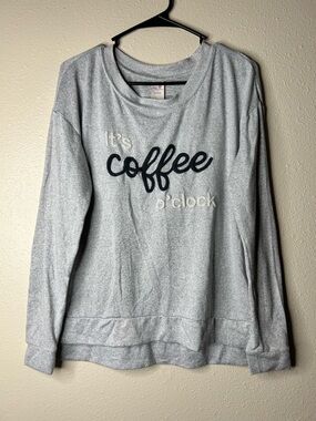Secret Treasures Light Gray Crewneck Sweatshirt